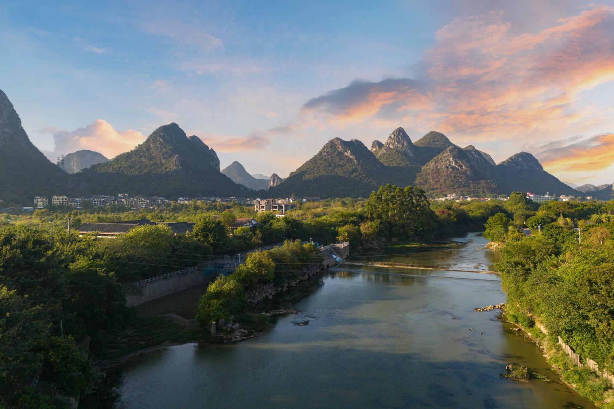Guilin Village Creek Inn-Free Private Car Pick Up Station Stay 3 Nights Exterior foto